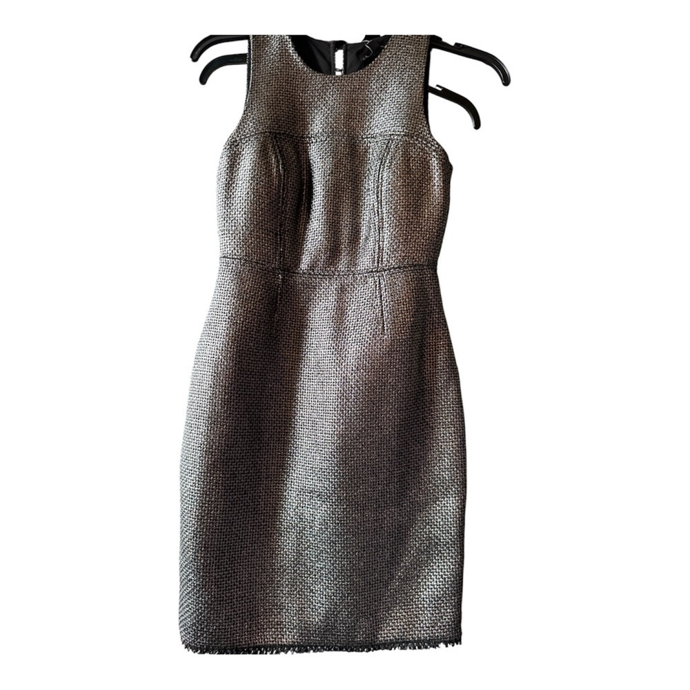 Banana Republic
Metallic silver tweed dress - Picture 3 of 12